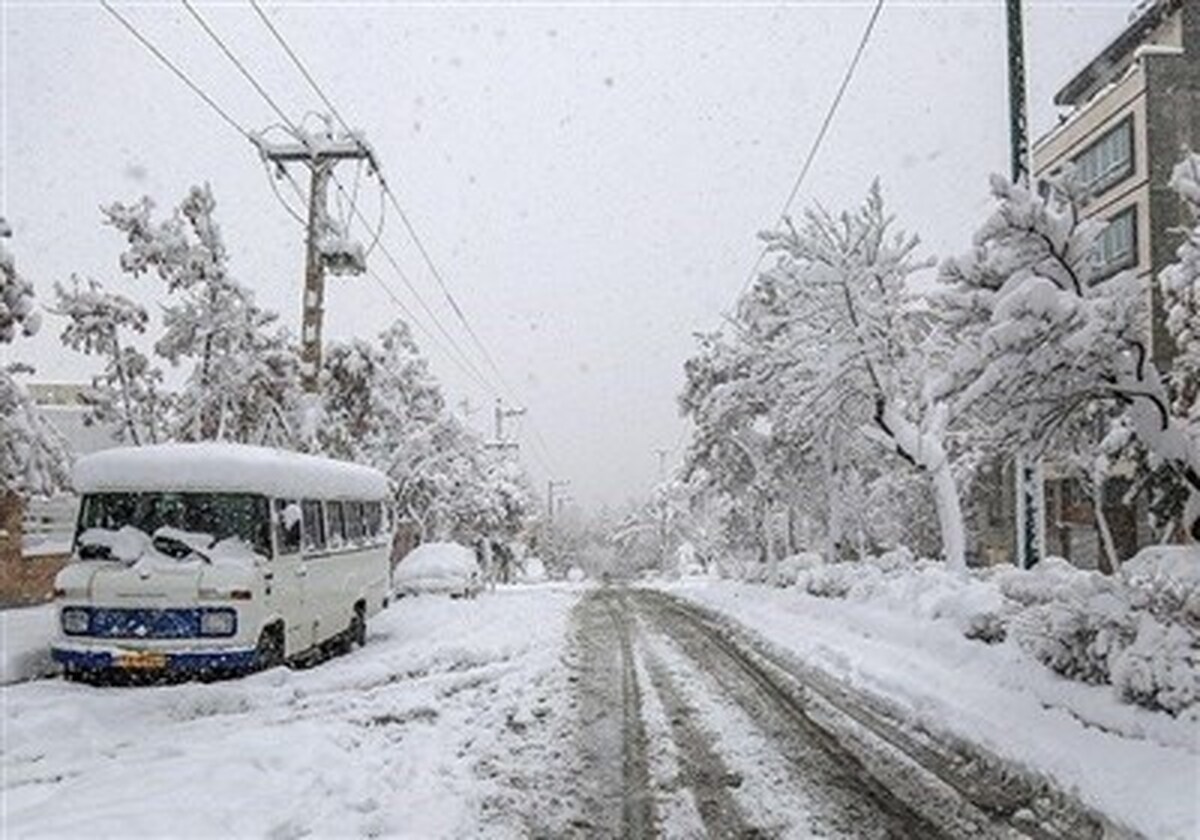 هواشناسی ۱۴۰۲/۱۰/۱۷؛ هشدار نارنجی بارش برف و باران برای ۶ استان/سامانه بارشی در راه ایران