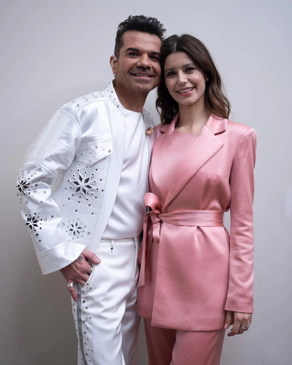 عکس عاشقانه برن سات بازیگر زن عشق ممنوعه و همسرش 