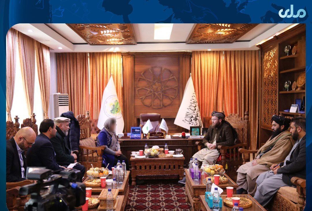 عکس| شاهکار تازه طالبان؛ سانسور تصویر باحجاب مقام سازمان ملل