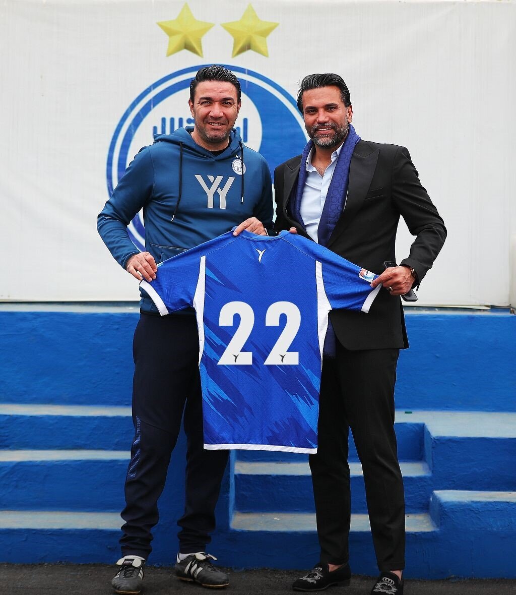 عکس| ملاقات یاغی استقلال و پرسپولیس با جواد نکونام عکس| ملاقات یاغی استقلال و پرسپولیس با جواد نکونام