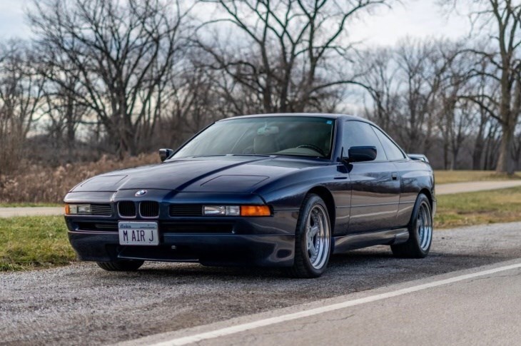 عکس‌| فروش ۱۰۸ هزار دلاری خودروی خاطره‌انگیز مایکل جردن