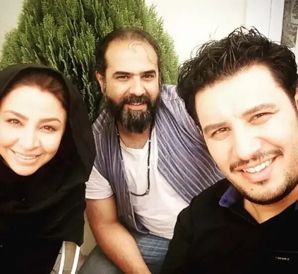 تصویری دیده نشده از جواد عزتی و همسرش