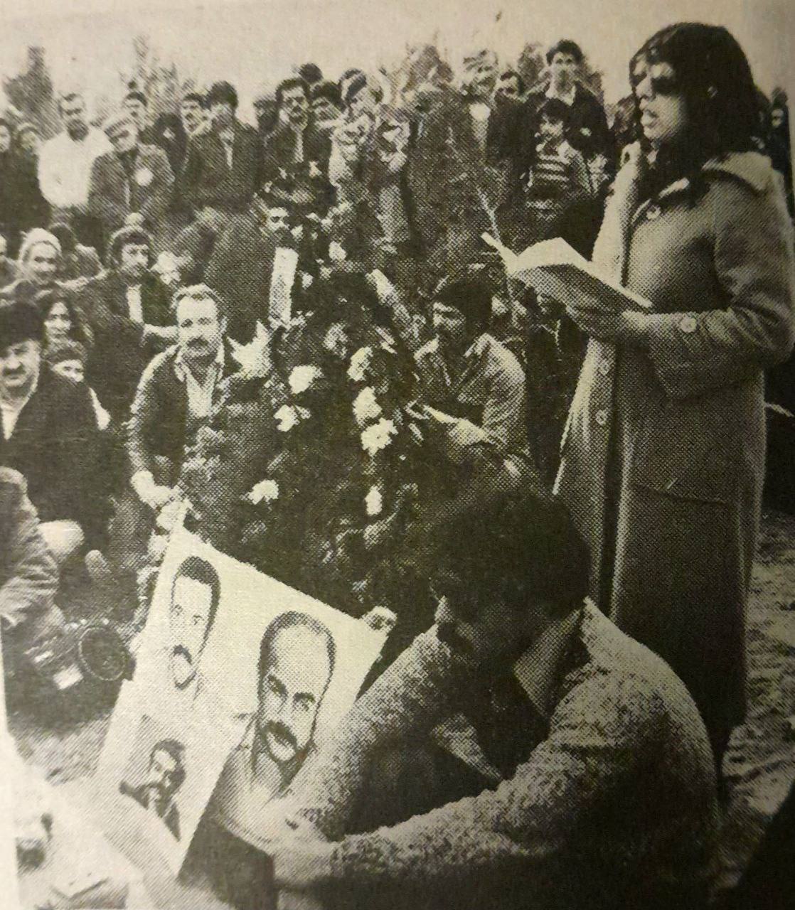 عکس| عاطفه گرگین بر مزار همسرش خسرو گلسرخی