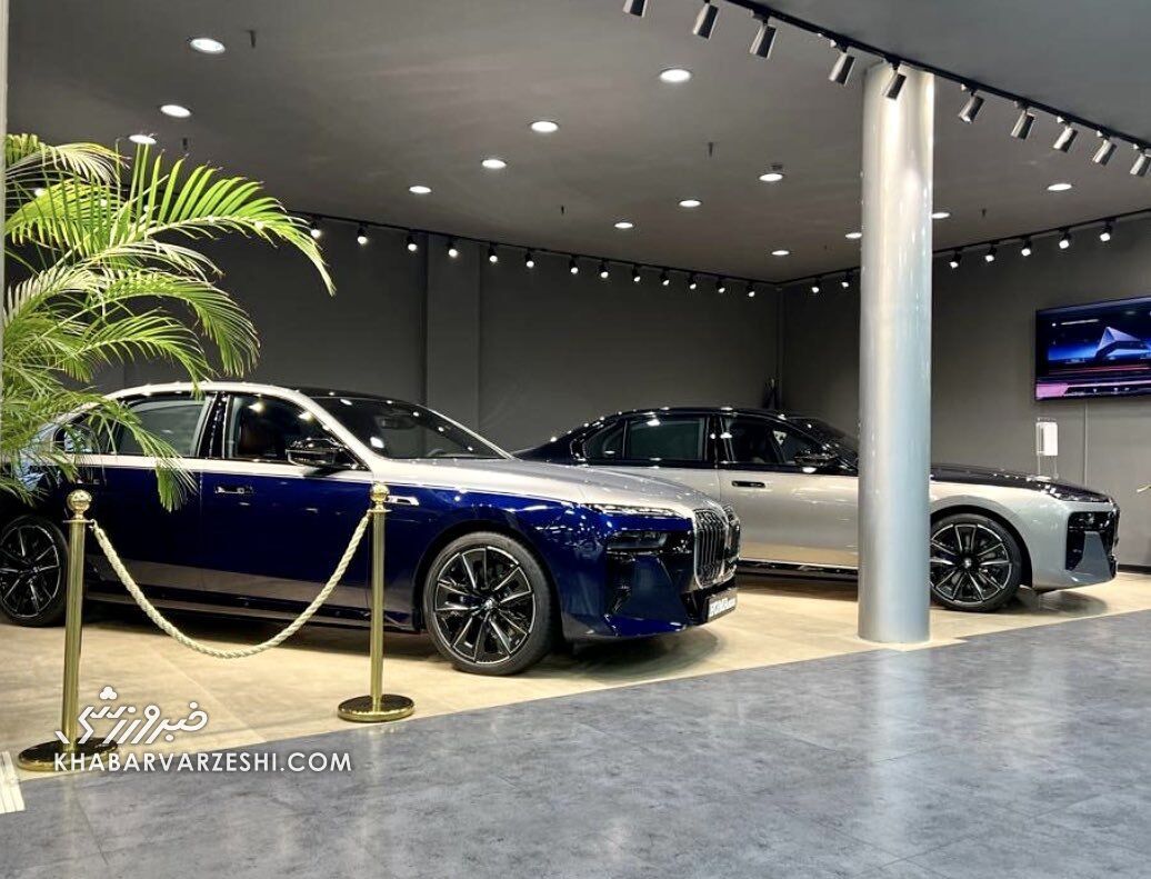 عکس| اولین BMW سری ۷ ایران با حواله یک ملی‌پوش
