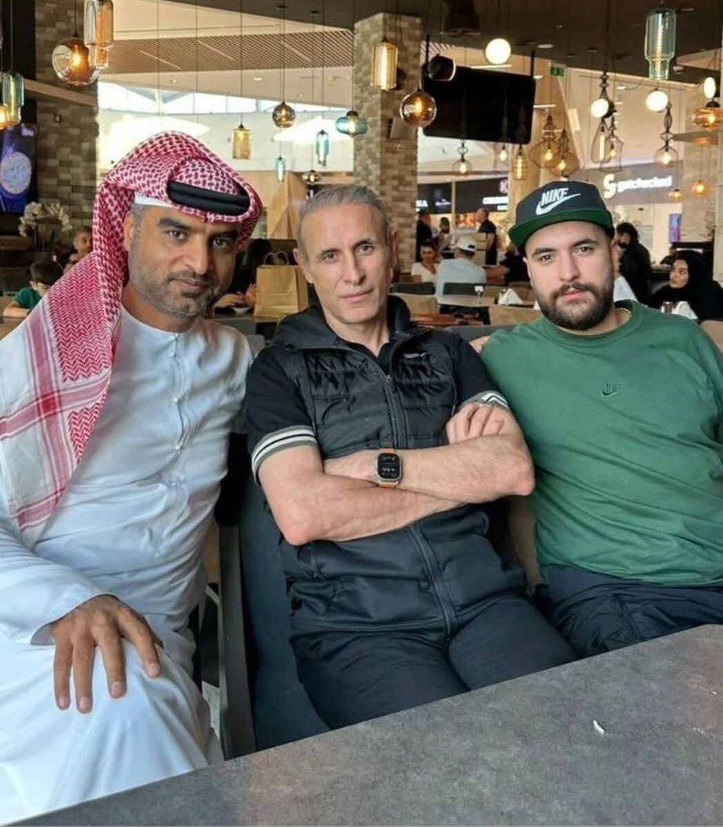 عکس| اولین تصویر از گلمحمدی در امارات/ یحیی قصد مهاجرت دارد؟ عکس| اولین تصویر از گلمحمدی در امارات/ یحیی قصد مهاجرت دارد؟