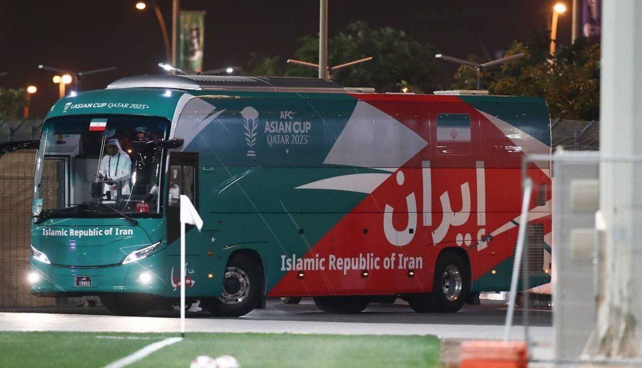 عکس| رونمایی از اتوبوس خاص تیم ملی در جام ملتها عکس| رونمایی از اتوبوس خاص تیم ملی در جام ملتها