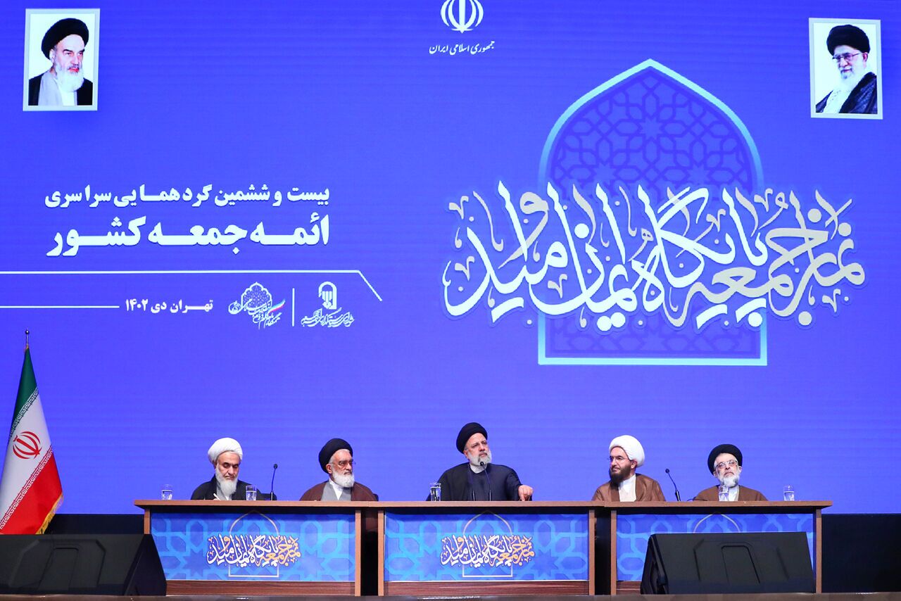 تمجید رئیسی از دولت خود در جمع ائمه جمعه / دلایل تورم را رفع کردیم تمجید رئیسی از دولت خود در جمع ائمه جمعه / دلایل تورم را رفع کردیم