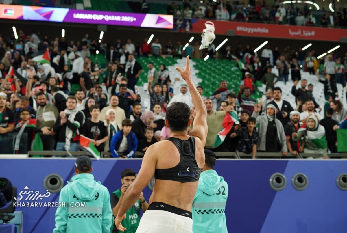 عکس| هدیه خاص کاپیتان به هواداران تیم ملی در قطر