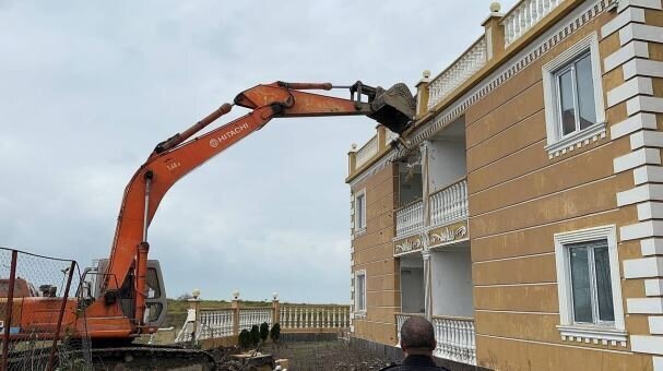 مجتمع ویلایی 140 میلیارد تومانی در لاهیجان تخریب شد + عکس