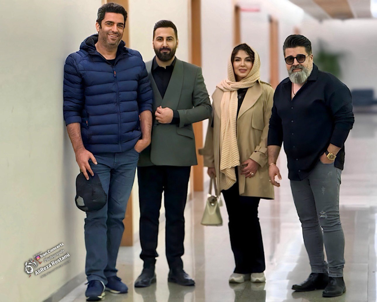 عکس| تصویر جدید منوچهر هادی در کنسرت آقای خواننده