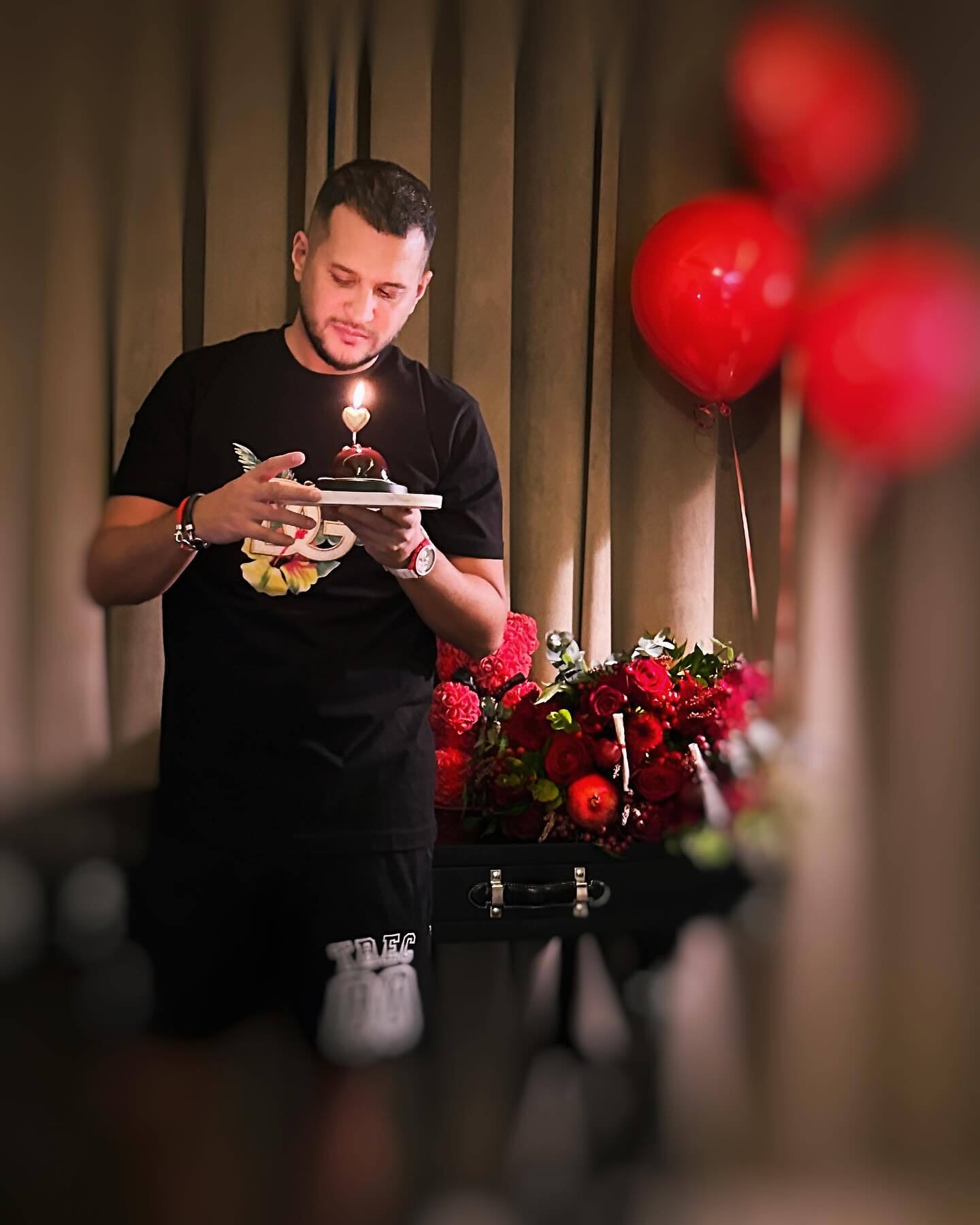 عکس| جشن تولد ۳۹ سالگی سیاوش خیرابی