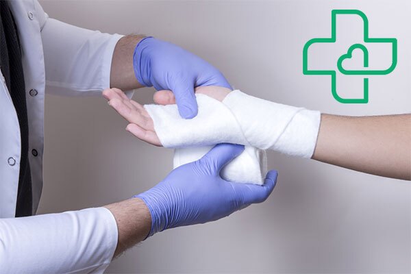 در هنگام ایجاد زخم باز و شدید چه کارهایی باید انجام دهیم؟ در هنگام ایجاد زخم باز و شدید چه کارهایی باید انجام دهیم؟