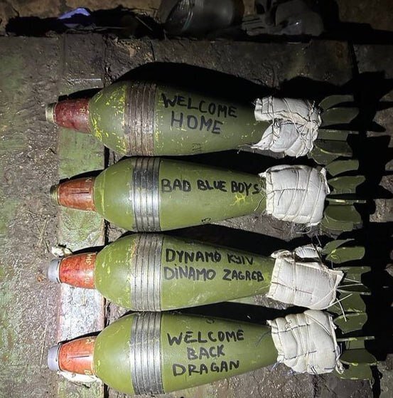 عکس| عجیب‌ترین خوشحالی دنیای فوتبال با خمپاره!