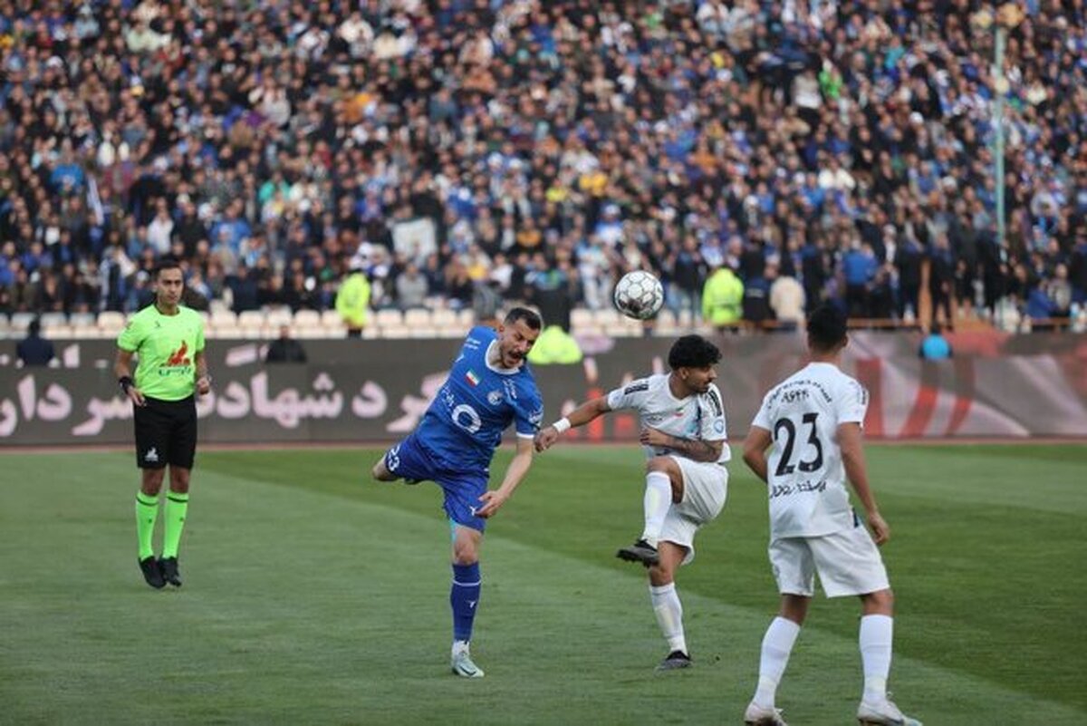 میرزایی: ماندنم در استقلال بستگی به نکونام دارد