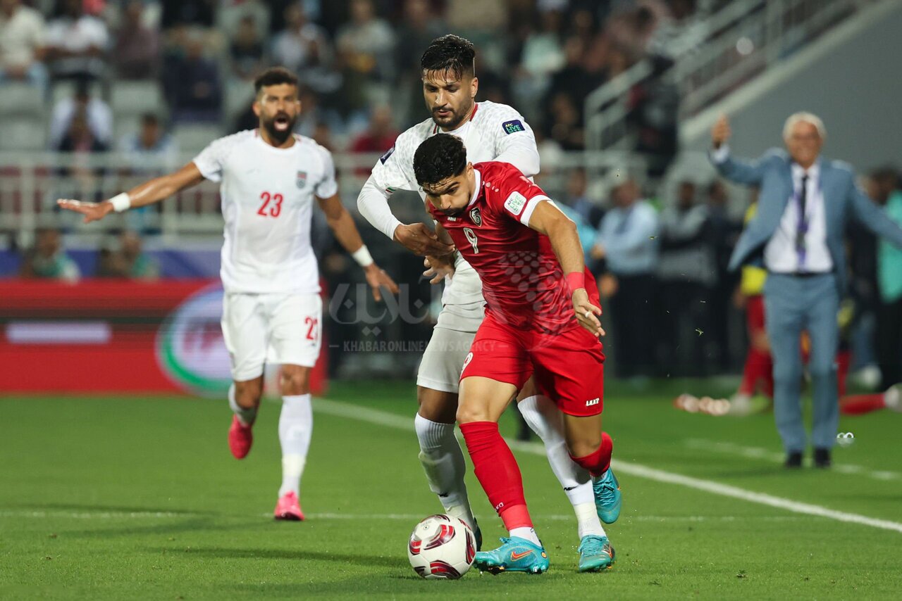 عکس| فریادهای هشدارآمیز رامین رضاییان به محبی برای عدم خطا و دریافت کارت قرمز؛ طارمی فریادها را نشنید