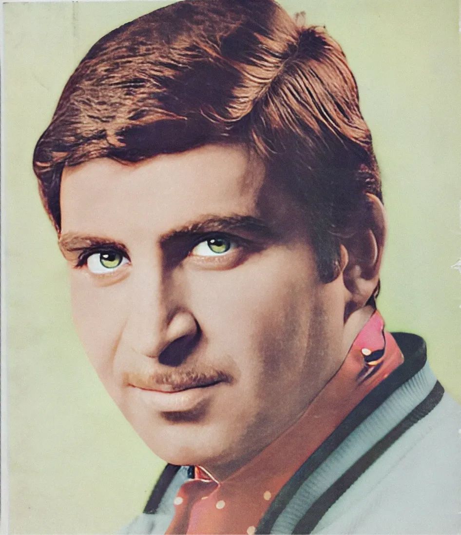 عکس | تصویری کمیاب از جوانی محمد متوسلانی هنرپیشه چشم رنگی سینمای ایران عکس | تصویری کمیاب از جوانی محمد متوسلانی هنرپیشه چشم رنگی سینمای ایران