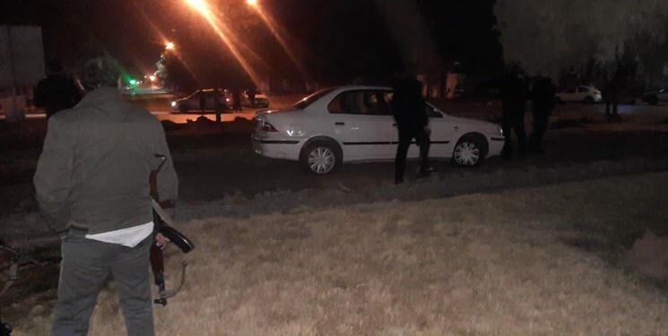 ضارب آمادگاه ارتش با ۱۸۰ تیر جنگی در کرمان بازداشت شد + عکس ضارب آمادگاه ارتش با ۱۸۰ تیر جنگی در کرمان بازداشت شد + عکس