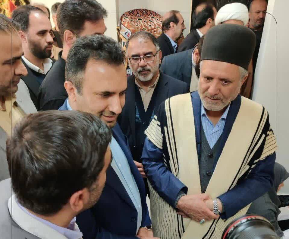 عکس| لباس محلی وزیر تعاون، کار و رفاه اجتماعی در بازدید از لرستان