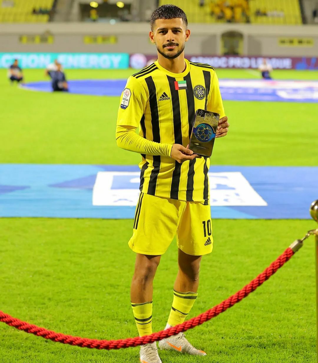 عکس| جایزه جدید قایدی در بازگشت به امارات