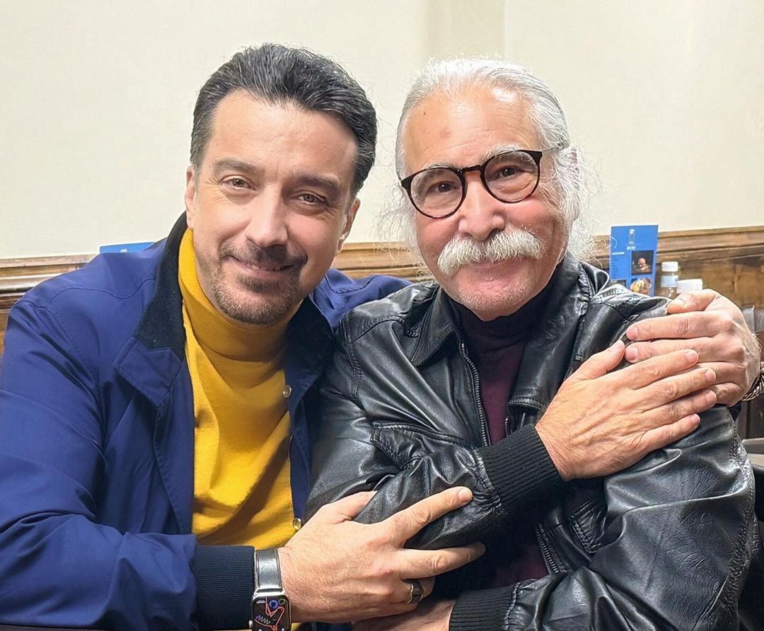 عکس| تصویری تازه از ترانهسرای محبوب در کنار مجری مشهور عکس| تصویری تازه از ترانهسرای محبوب در کنار مجری مشهور