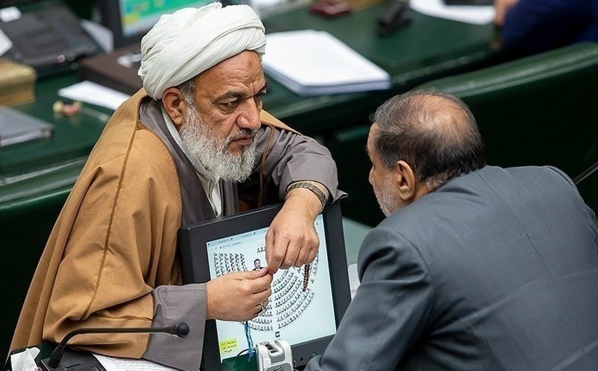 آقاتهرانی: رئیسی بودجه تحمیل شده در لایحه حجاب را پذیرفته
