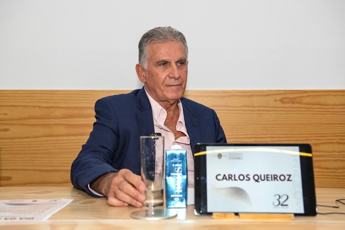 عکس| تقدیر از کیروش در یک دانشگاه پرتغالی عکس| تقدیر از کیروش در یک دانشگاه پرتغالی