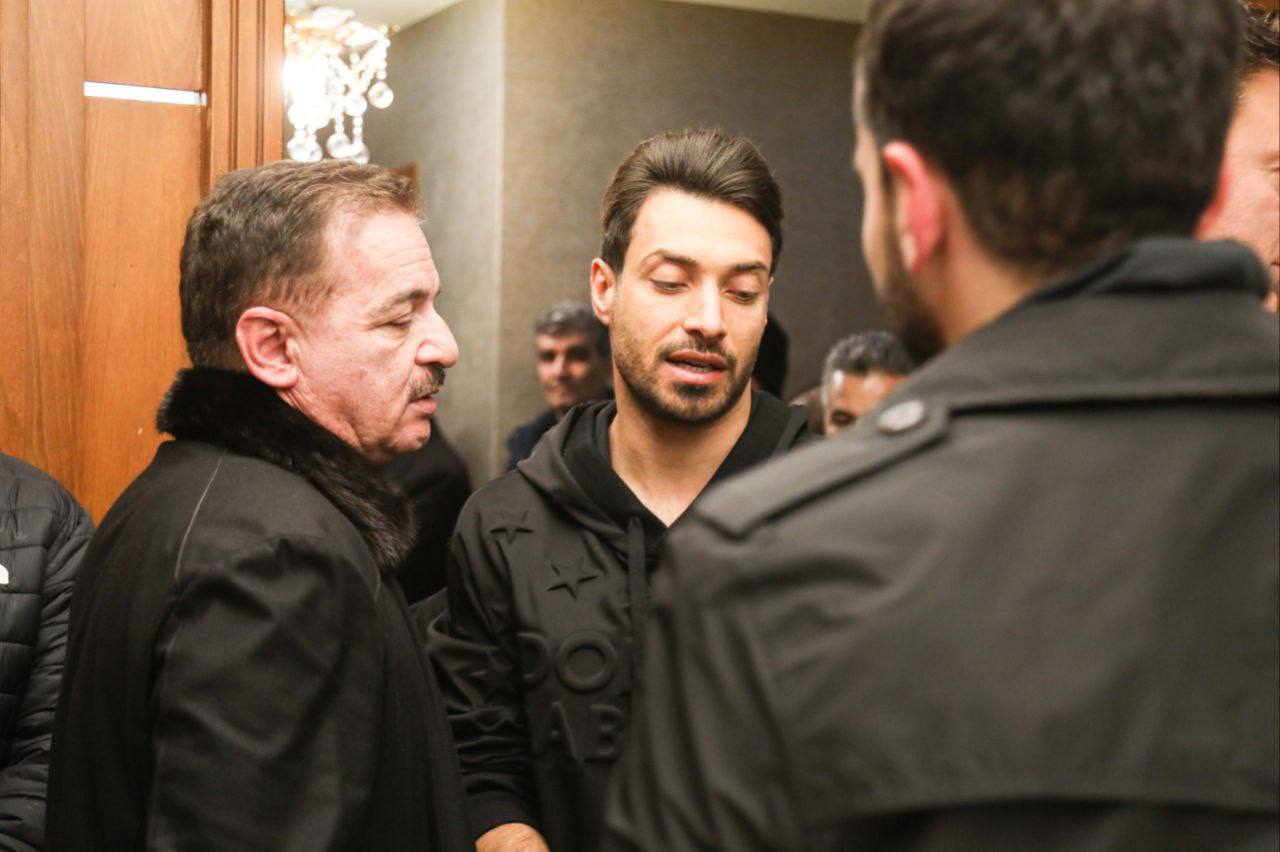 عکس| غمگینترین تصویر از چهرهی مالک تراکتور عکس| غمگینترین تصویر از چهرهی مالک تراکتور