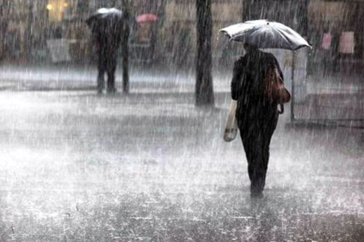 بارش باران و رعد و برق در تهران