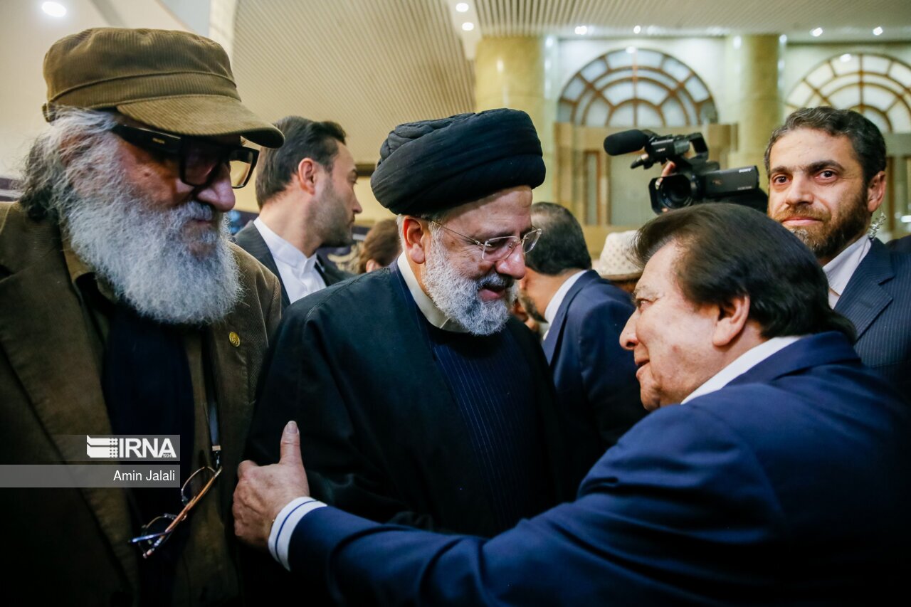 تصویری از دیدار ابراهیم رئیسی و عباس قادری