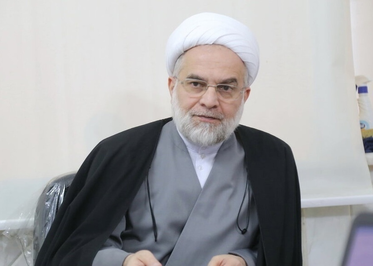 رئیس ستاد امر به معروف کردستان: اگر همه با حجاب شوند و چادر سر کنند دیگر هیچ آسیبی در این مملکت وجود نخواهد داشت؟