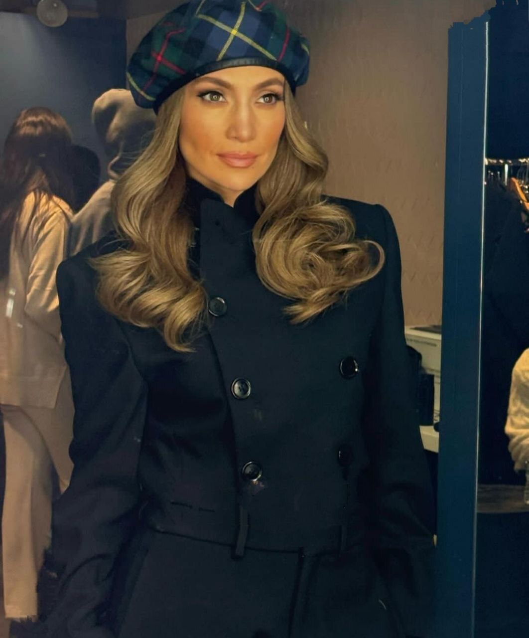 عکس | استایل فرانسوی جنیفر لوپز عکس | استایل فرانسوی جنیفر لوپز