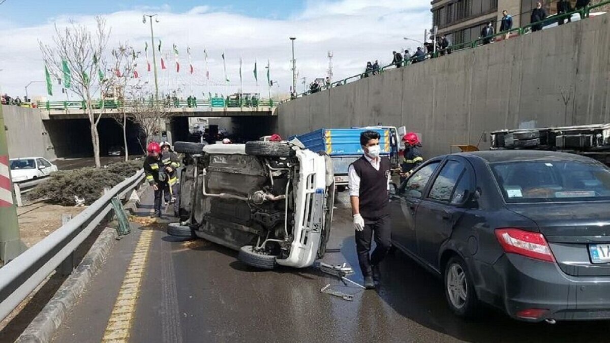 نقش موبایل در تصادفات رانندگی تهرانی ها