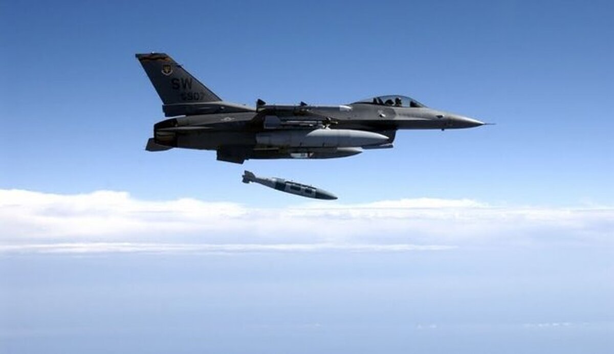 هلاکت ۲ سرکرده داعش در حمله جنگنده‌های اف۱۶ عراق