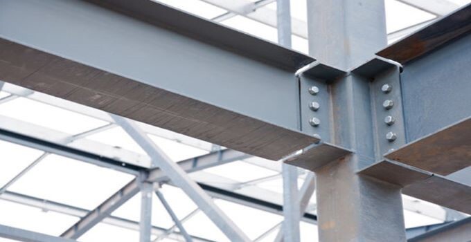 در بازار تیرآهن ۵۰ تا ۳۰۰ هزار تومان کاهش قیمت مشاهده شده است.