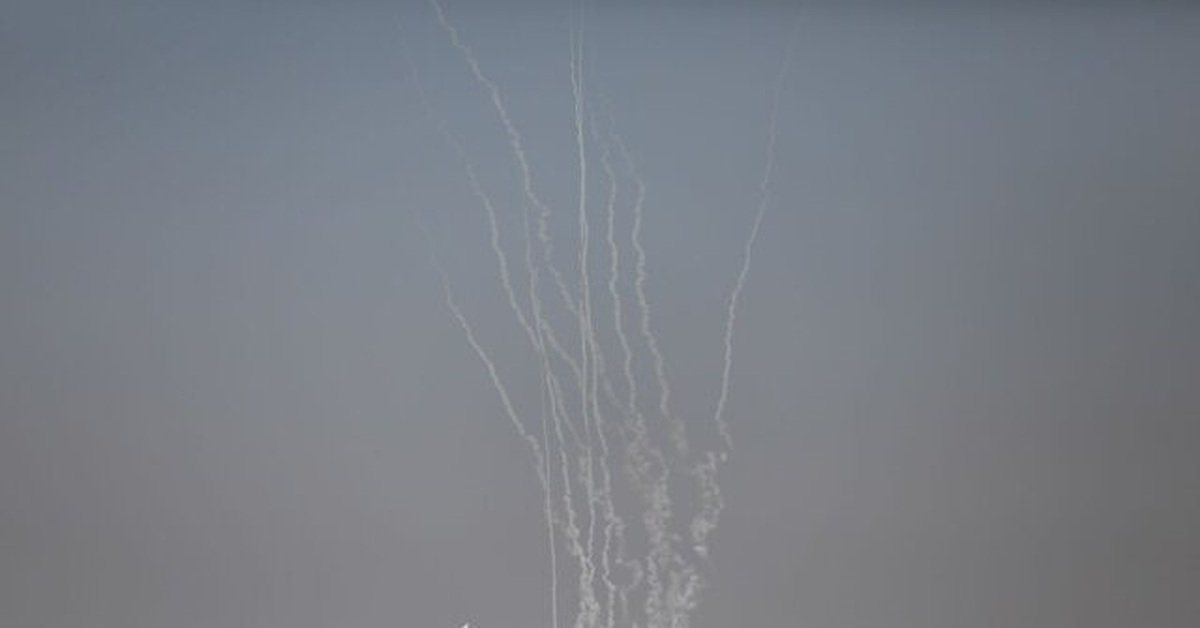 شلیک بیش از ۸۰۰ راکت از غزه به سمت اراضی اشغالی