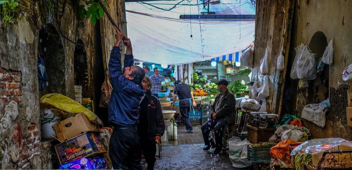 تصاویر| بازار بارانی رشت