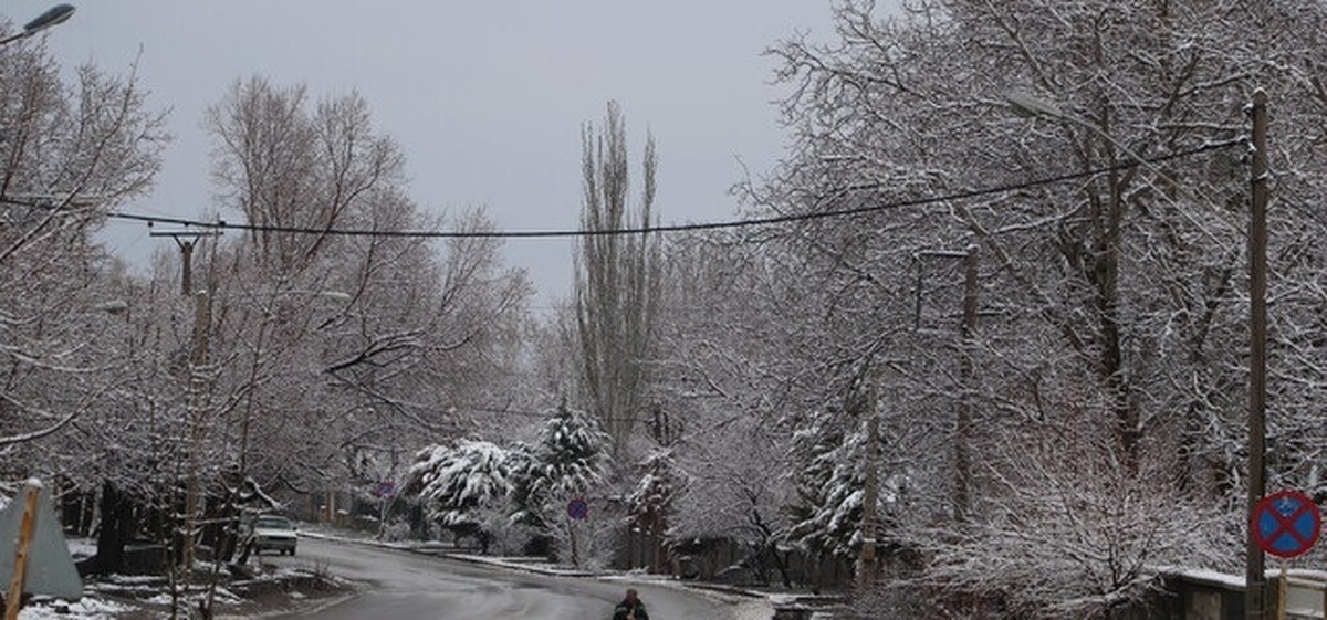 بارش برف بهاری در برخی روستا‌های خراسان‌شمالی