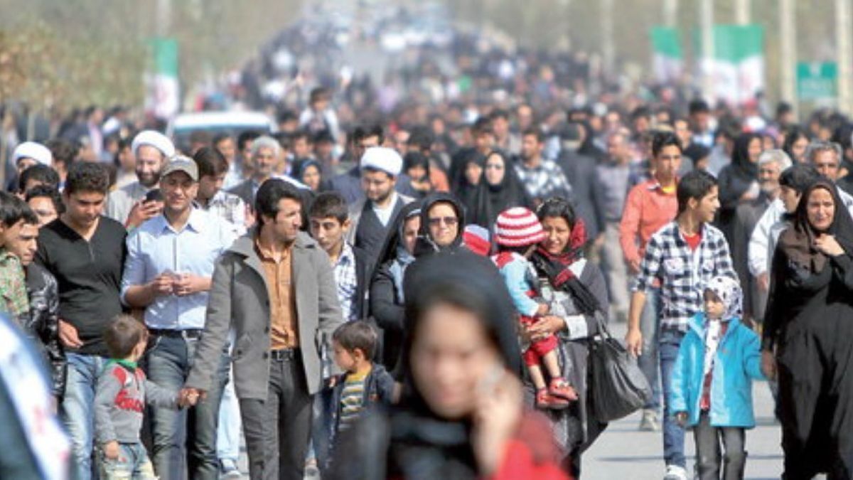 جمعیت جدید ایران اعلام شد/ سن امید به زندگی ۷۴ سال