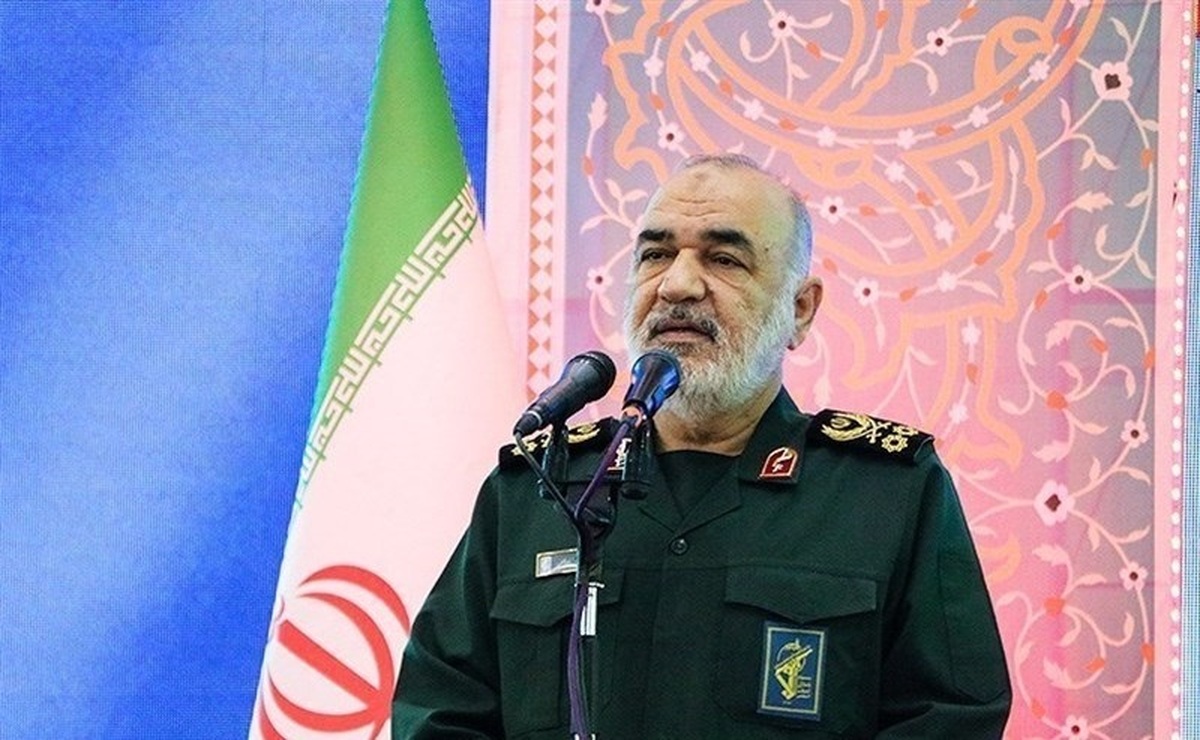 سرلشکر سلامی: آمریکایی‌ها هنوز سیلی نهایی را از ایران نخورده‌اند