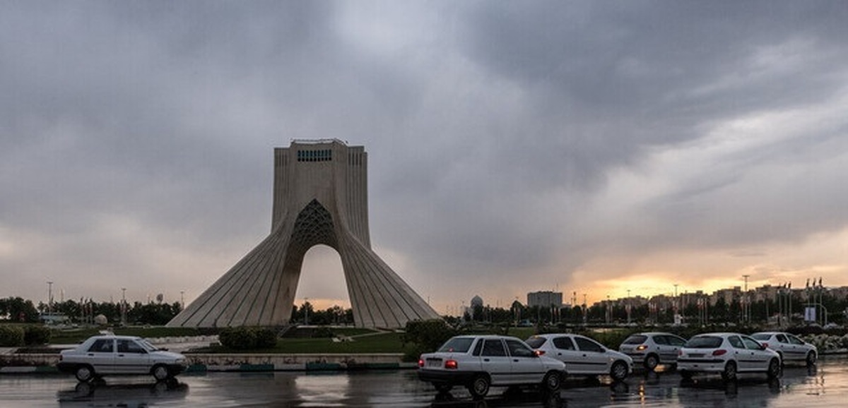 بارش باران در نیمه غربی تهران /کاهش محسوس دما در روز یکشنبه