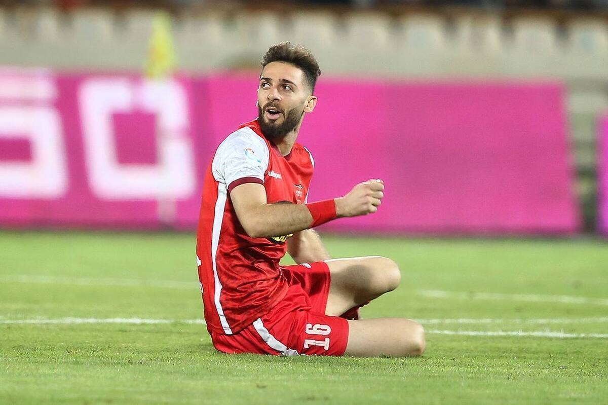 فیلم| درگیری بعد از دربی/ مهدی عبدی، مهاجم پرسپولیس بازداشت شد؟