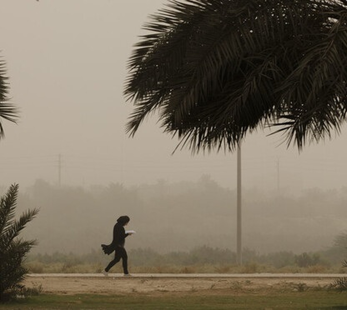 پیش‌بینی باد و خاک و رطوبت برای خوزستان