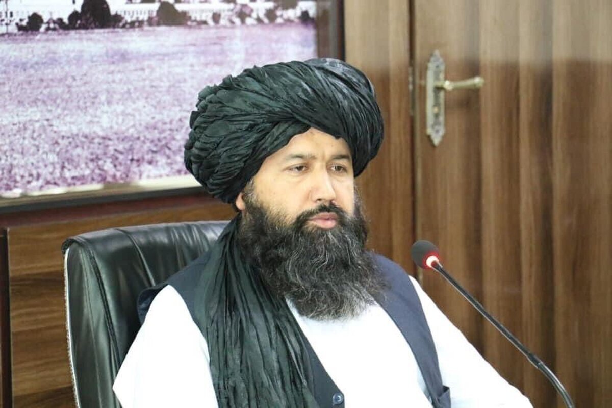 عکس| رجزخوانی وزیر طالبان: به جنگ با ایران می‌روم!