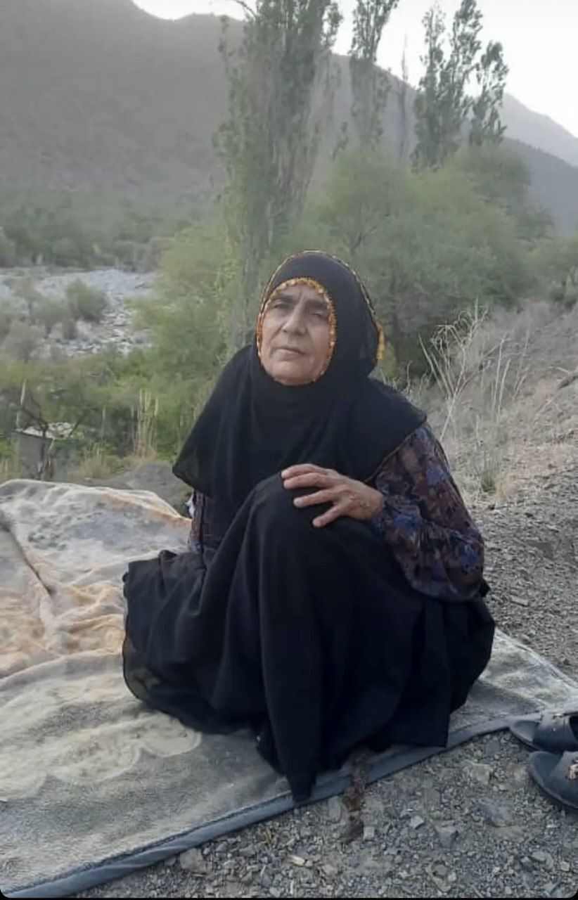 عکس| این زن در درگیری بر سر حجاب در کرمان کشته شد