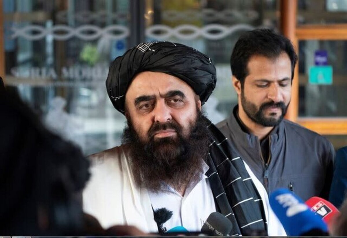 طالبان: حقآبه ایران از هیرمند از راه گفتگو و دور از رسانه‌ای شدن حل شود