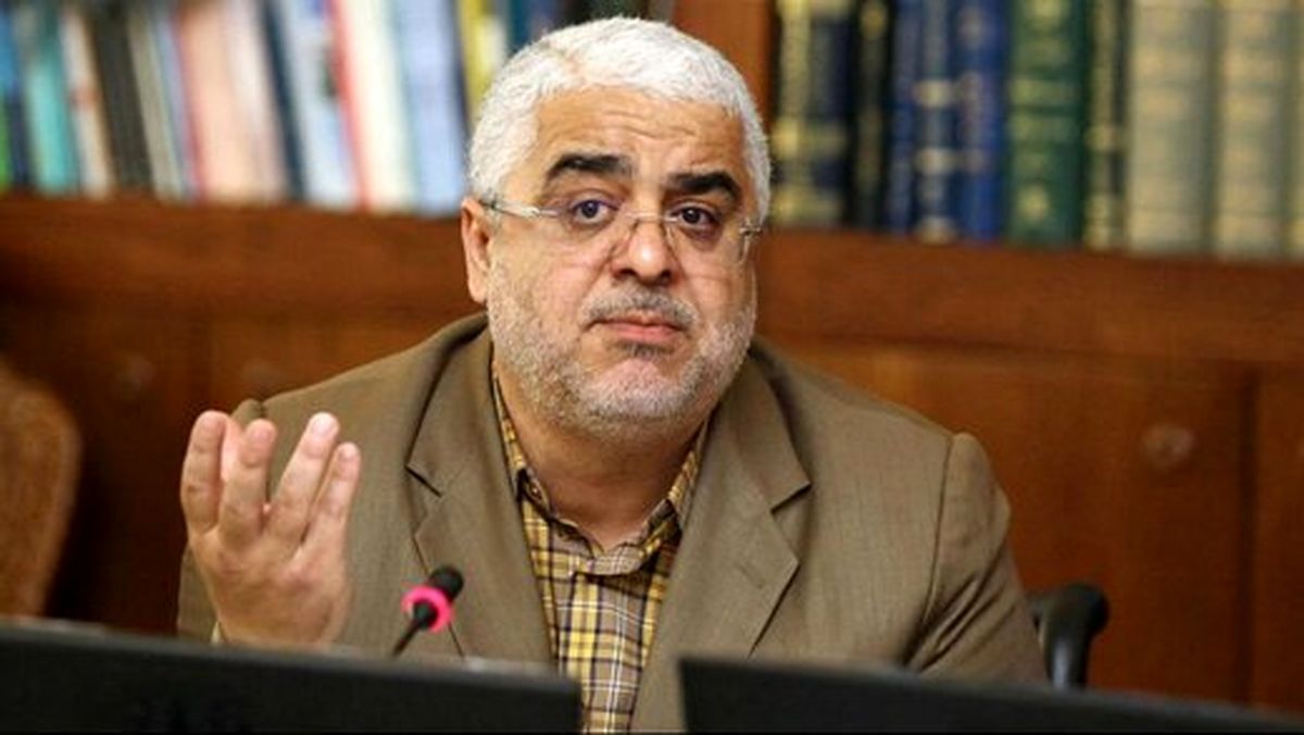 دولت رئیسی مجلس را به ثمن بخس می‌فروشند