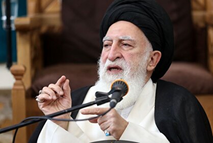 آیت‌الله علوی بروجردی: مردم نمی‌توانند این تورم را تحمل کنند/ در قم احساس خطر می‌کنیم