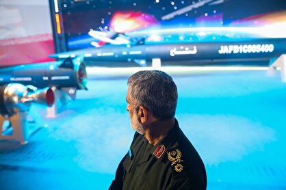 سردار حاجی‌زاده: هایپرسونیک«فتاح» توسط هیچ موشکی قابل انهدام نیست