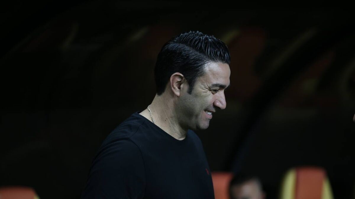 «عفو رهبری» نکونام را سرمربی استقلال کرد