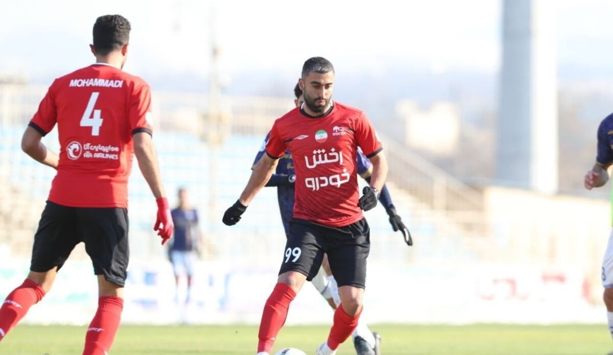 کاوه رضایی؛ جریمه میلیاردی و نیم فصل محرومیت از فوتبال